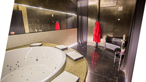 Jacuzzi w klubie Go-Go